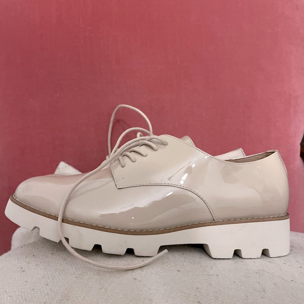 Blush Oxfords- Size 6.5 Never Worn!